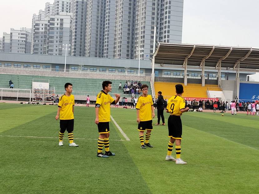 說明: C:\Users\h'p\AppData\Local\Temp\HZ$D.858.3904\HZ$D.858.3907\迎新杯足球決賽\QQ圖片20191106132848.jpg